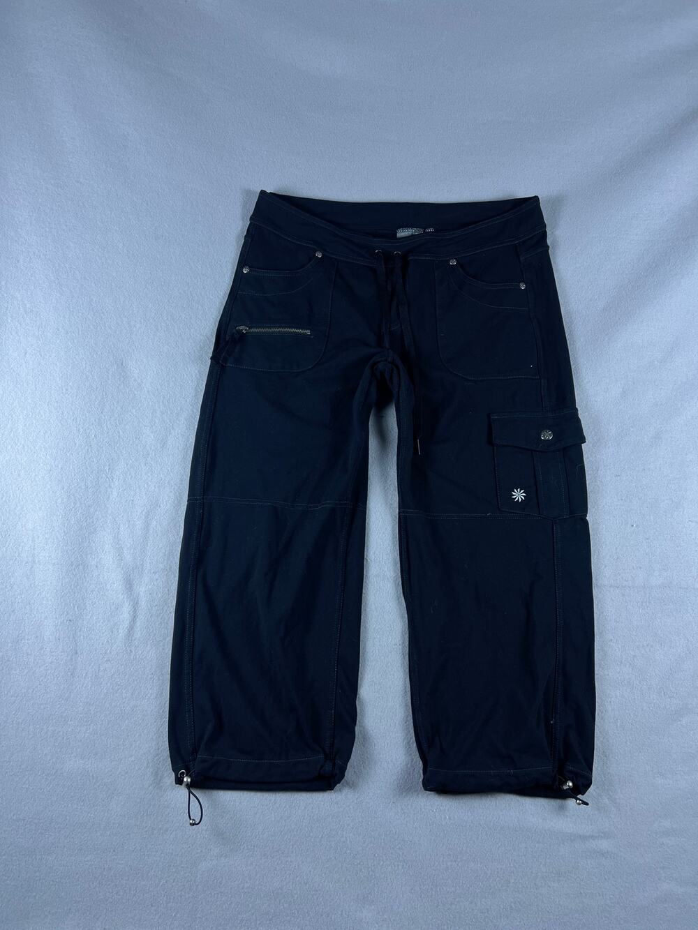 Athleta Bettona Boyfriend Pants Womens M Black Capri Cinch Hem Utility Skate Y2K